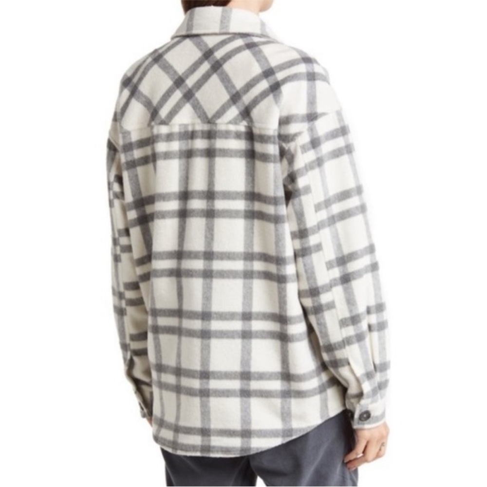 Lined Shacket w/Pockets Plaid Flannel Gray & White NWT by Thread & Supply - Picture 11 of 11